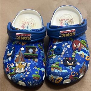 Sonic The Hedgehog Kids Blue Croc Shoes slip-Ons Boys size 4